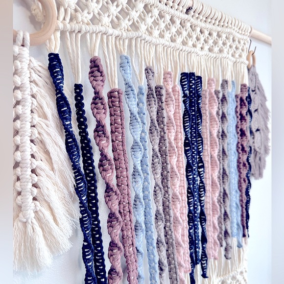 Soul Embellishment’s LG 3ft Handwoven Macramé Wall Piece Artwork BÖHÖ Home Decor - Picture 2 of 16